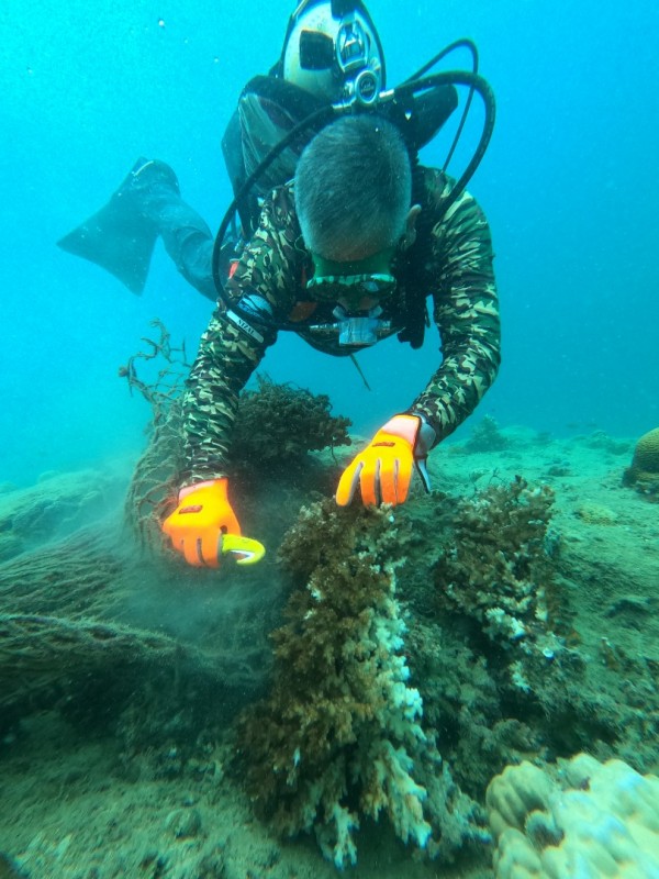 Open Water & Nitrox Certification Fullboard 3D2N at Kampung Mukut, Pulau Tioman